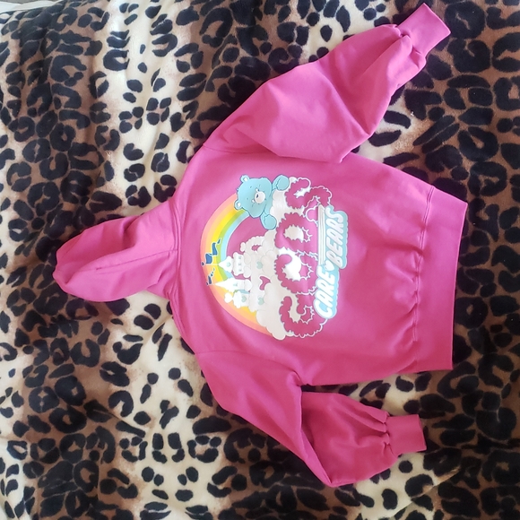 bnwot ***GCDS Fuschia Care Bears print hoodie*** - Picture 7 of 12